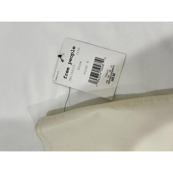 NWT Free People Modern Femme Cream Snow Vegan Leather Short Mini Skirt- Size 6 - Picture 7 of 9